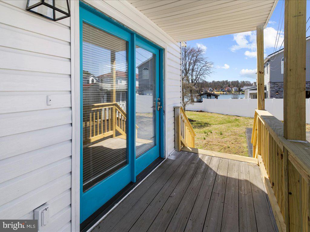 CARVEL BEACH - Residential