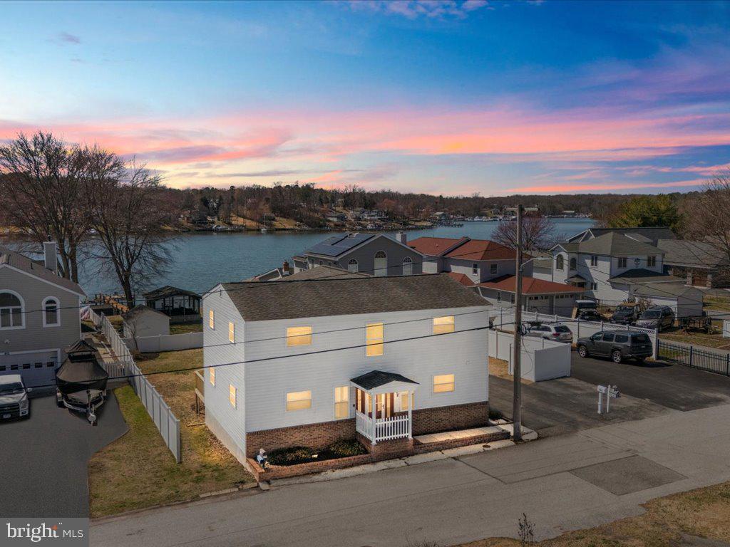 CARVEL BEACH - Residential