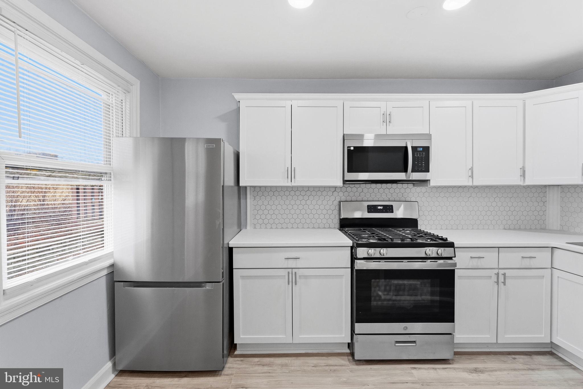 LLANWELYN GARDENS - Residential