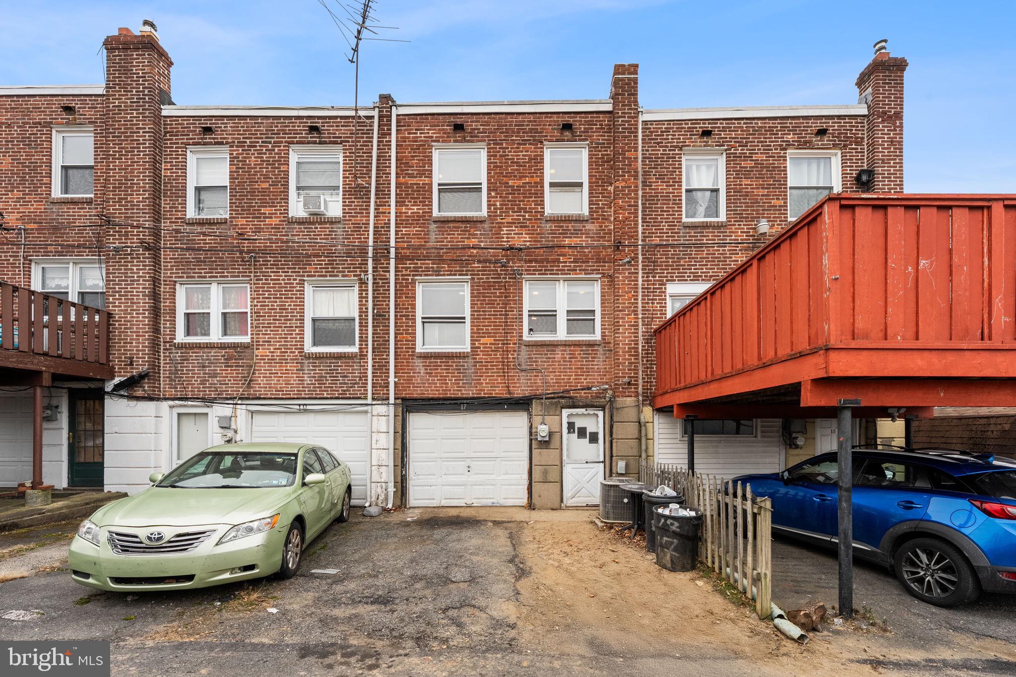 LLANWELYN GARDENS - Residential