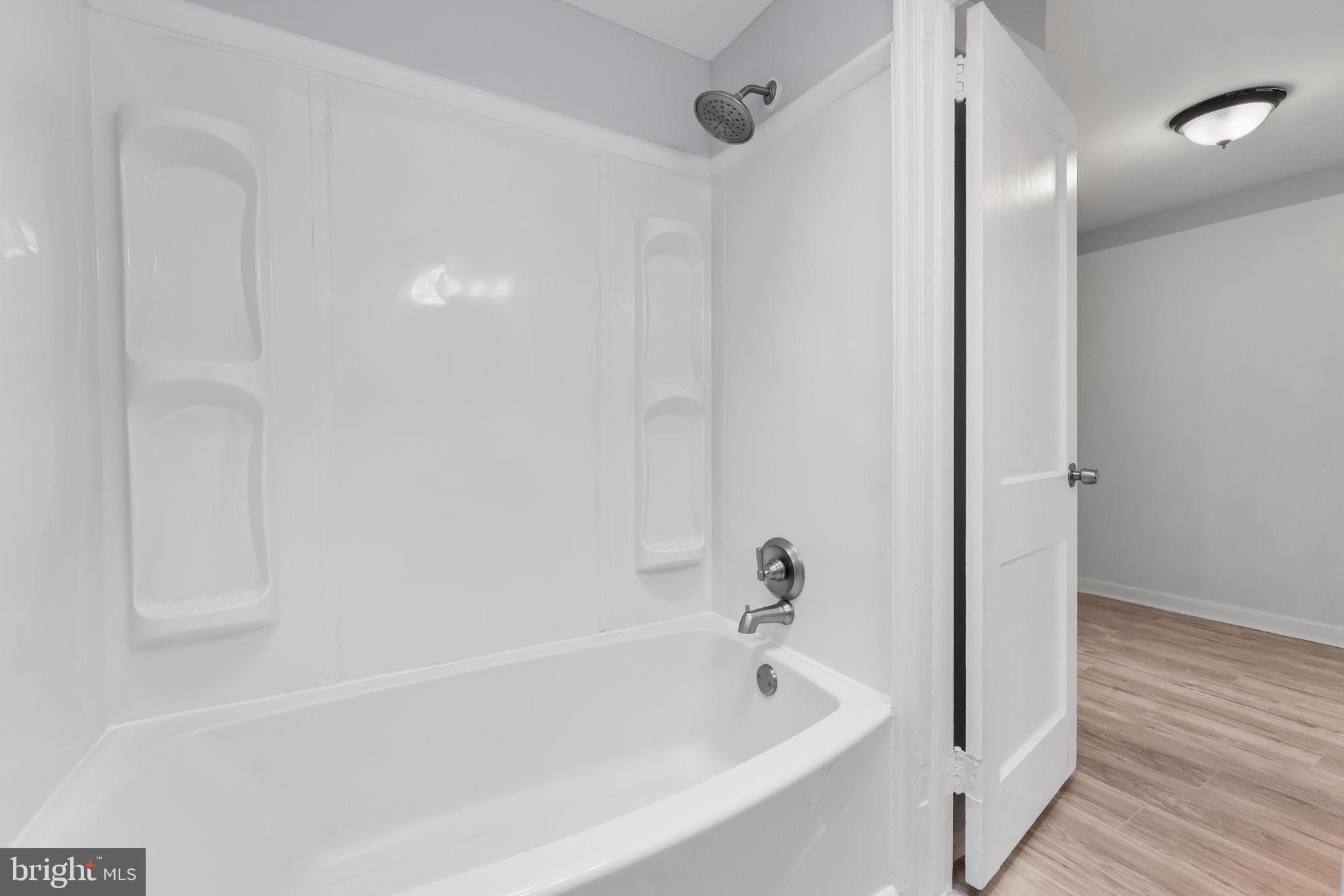 LLANWELYN GARDENS - Residential