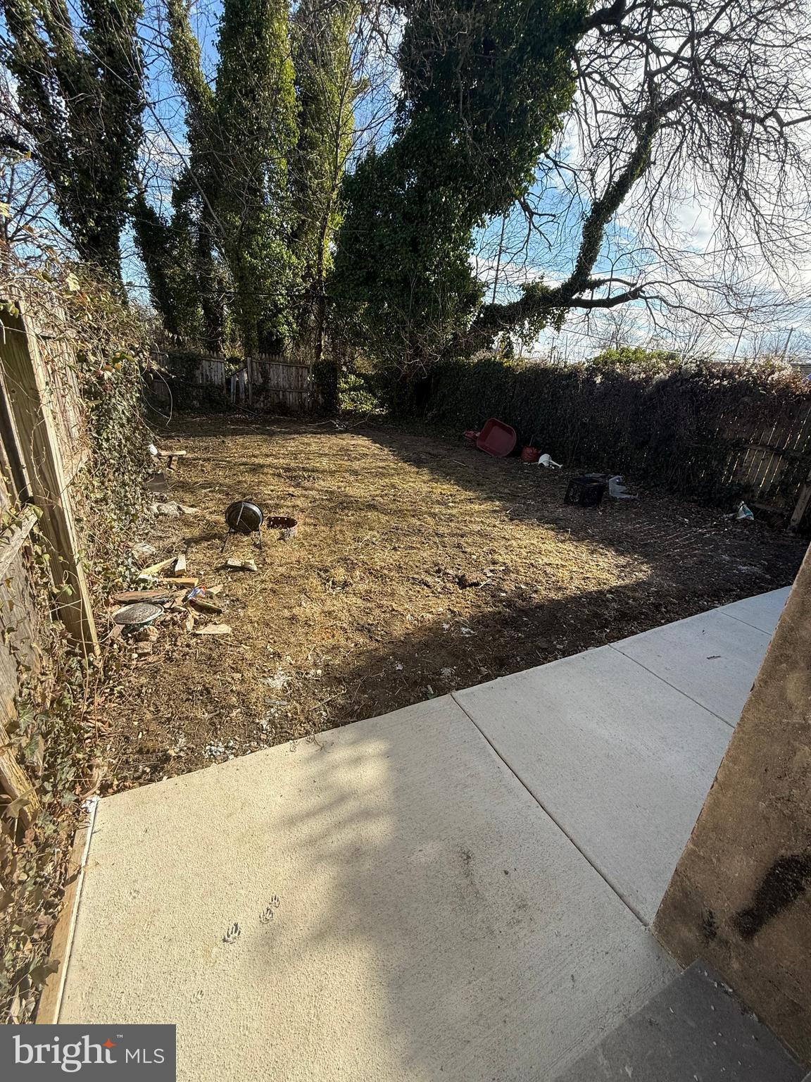 ELMWOOD PARK - Residential Lease