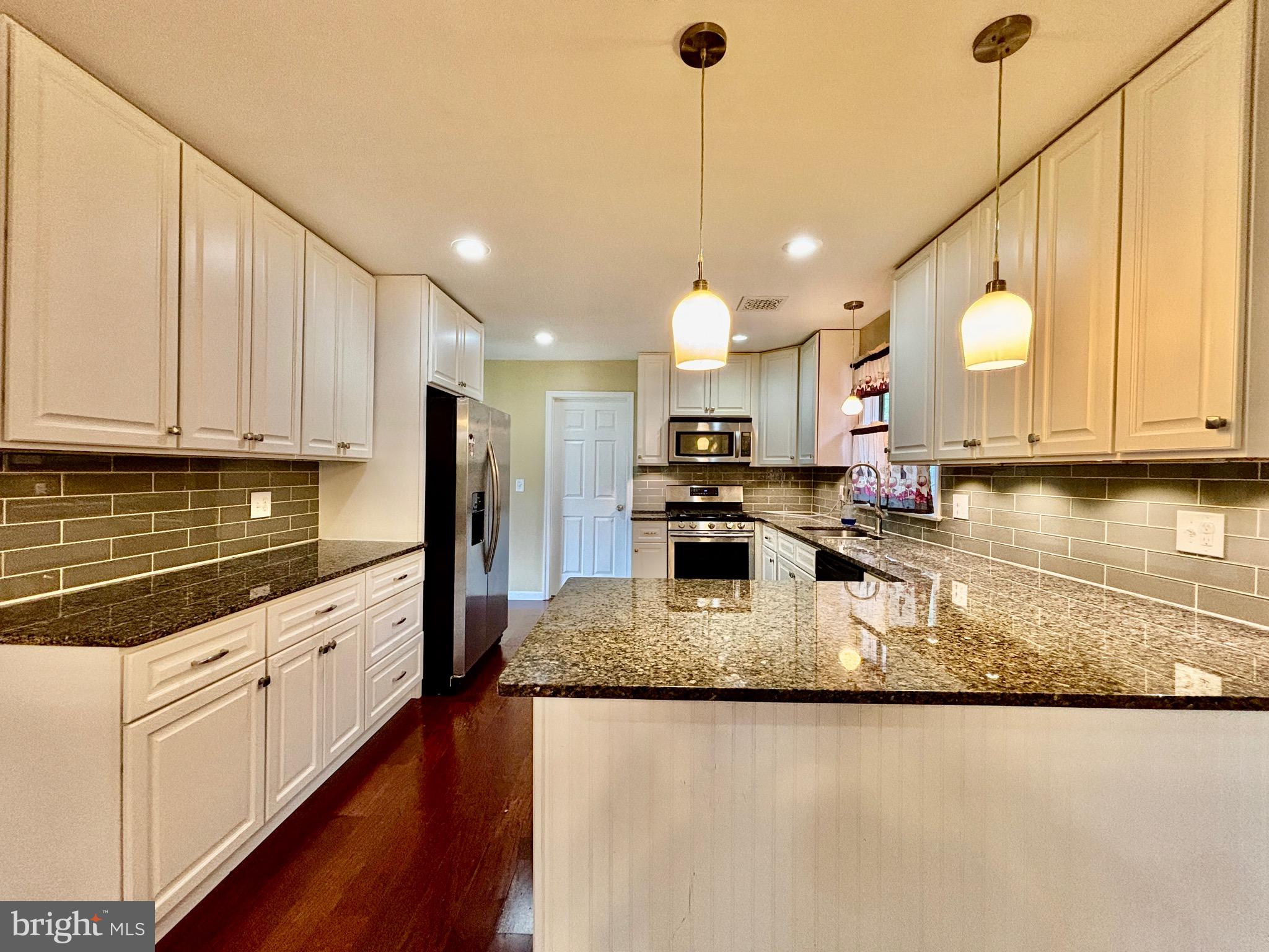 1101 NEVINS PLACE