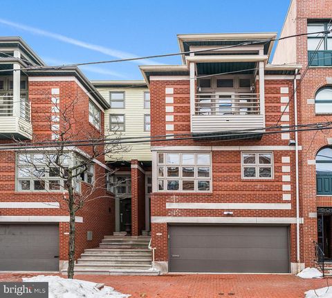 114 BAINBRIDGE STREET PHILADELPHIA PA 19147