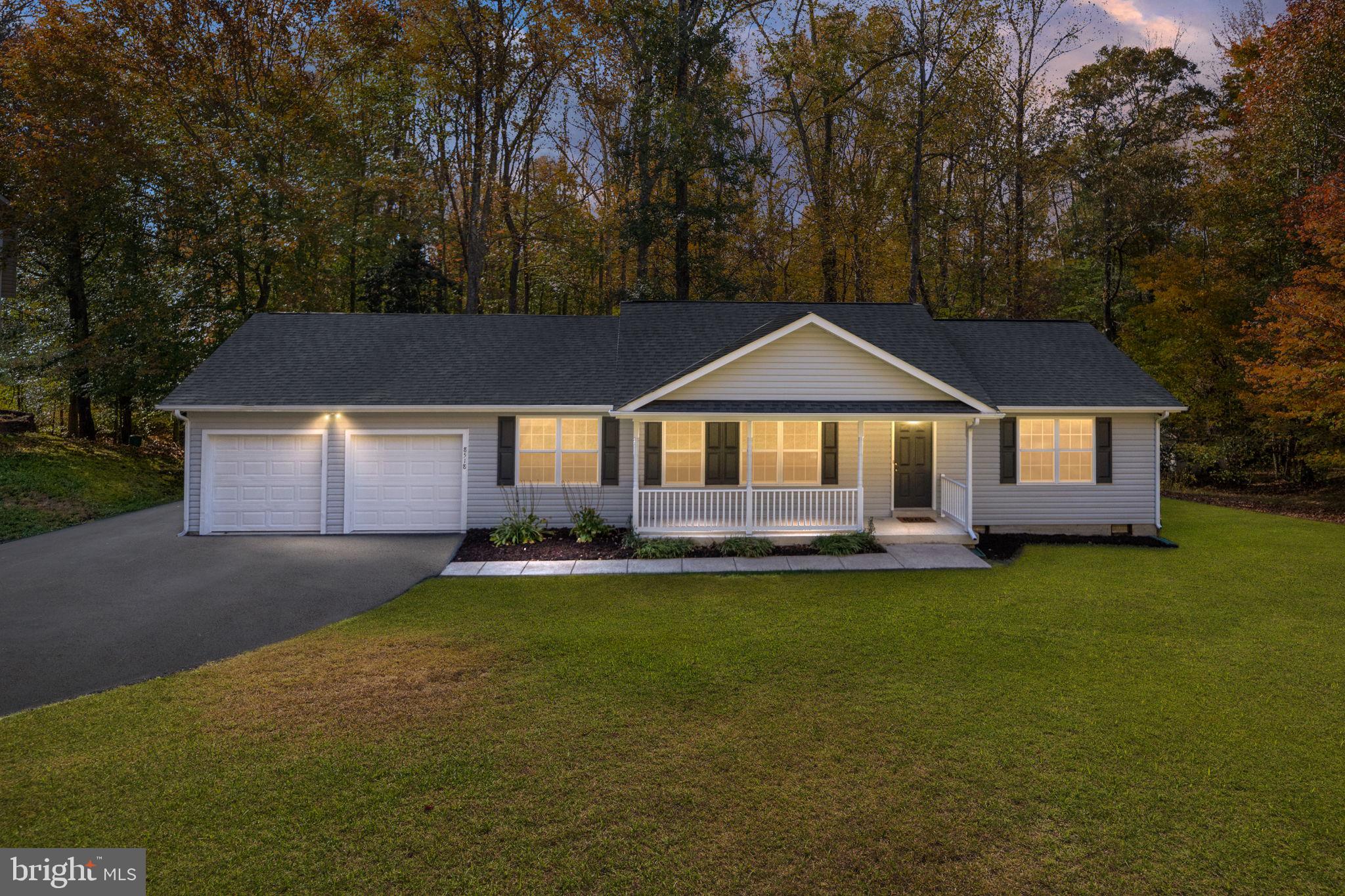 PRESIDENTIAL LAKES - Residential