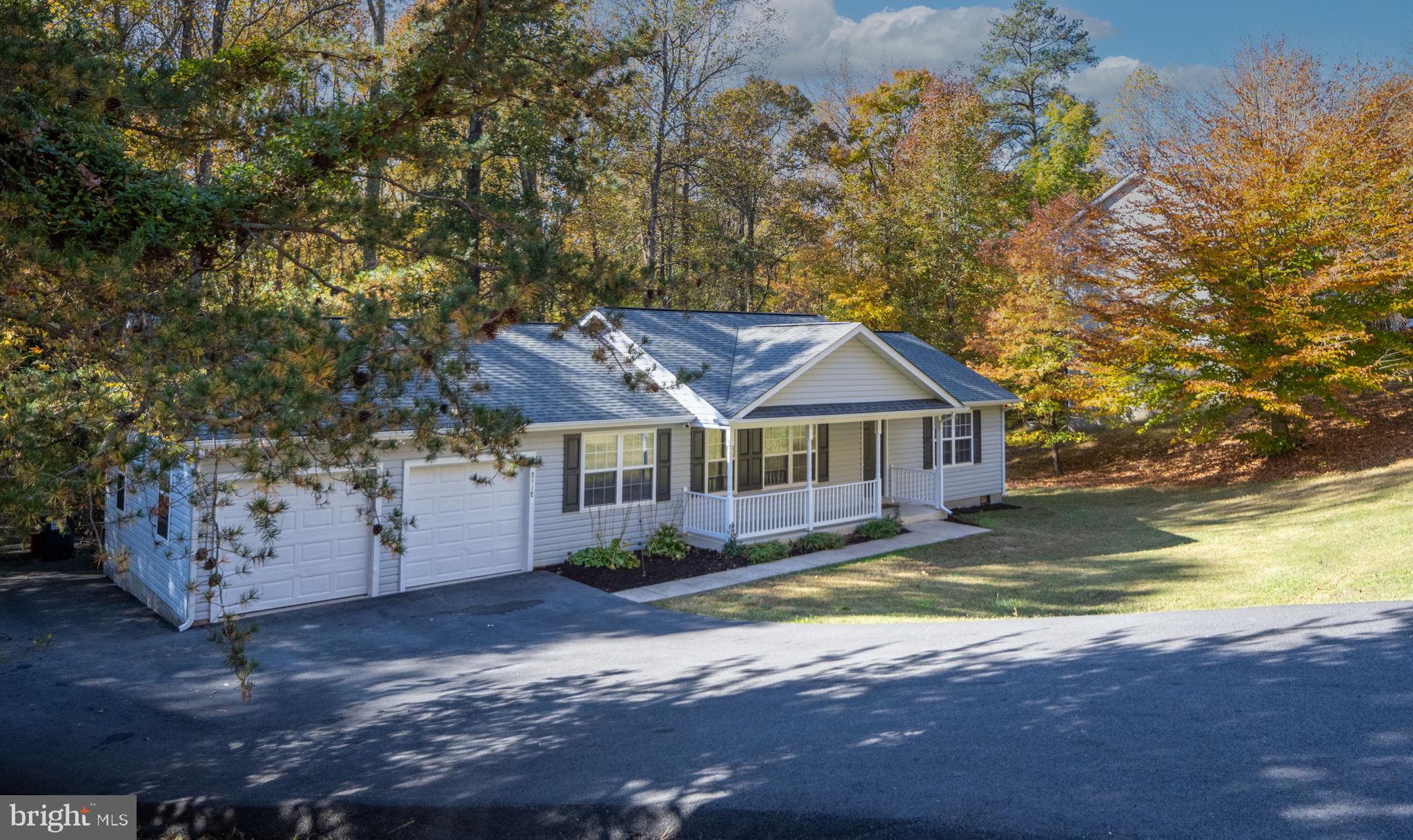 PRESIDENTIAL LAKES - Residential