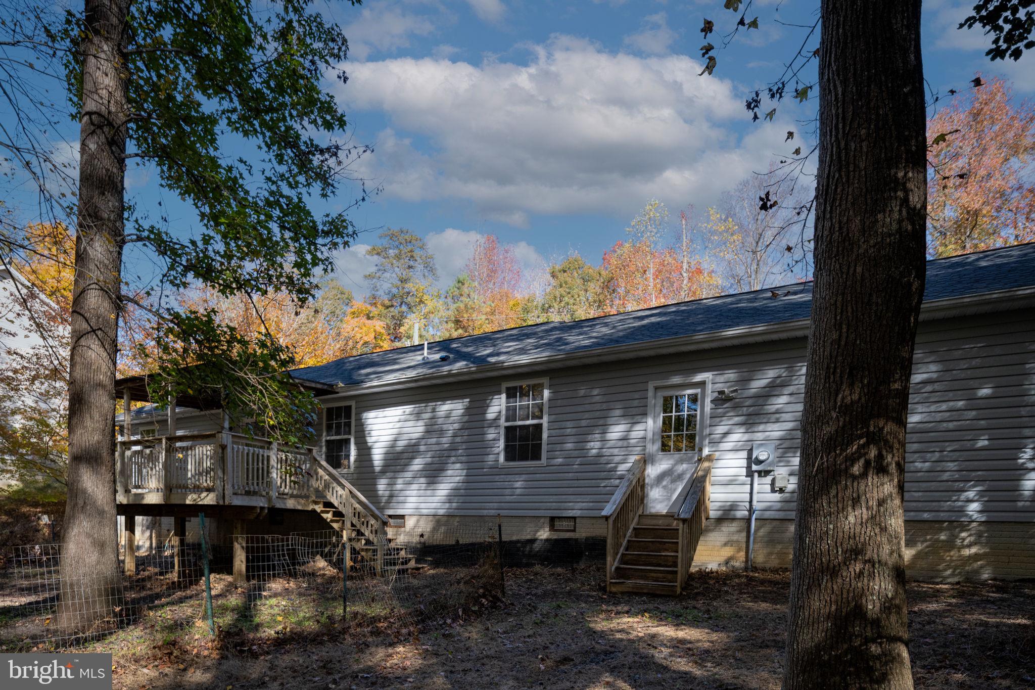 PRESIDENTIAL LAKES - Residential