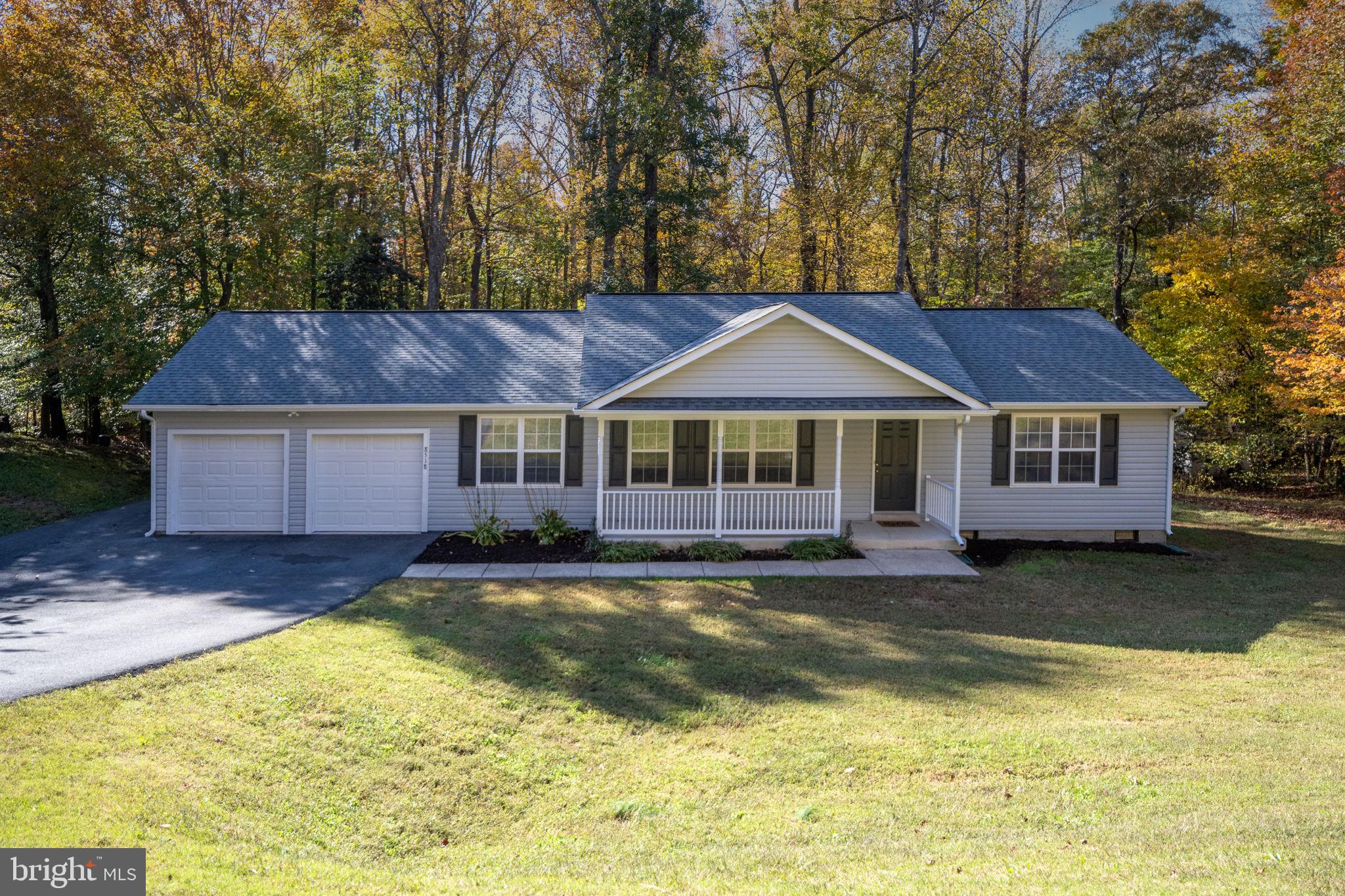 PRESIDENTIAL LAKES - Residential