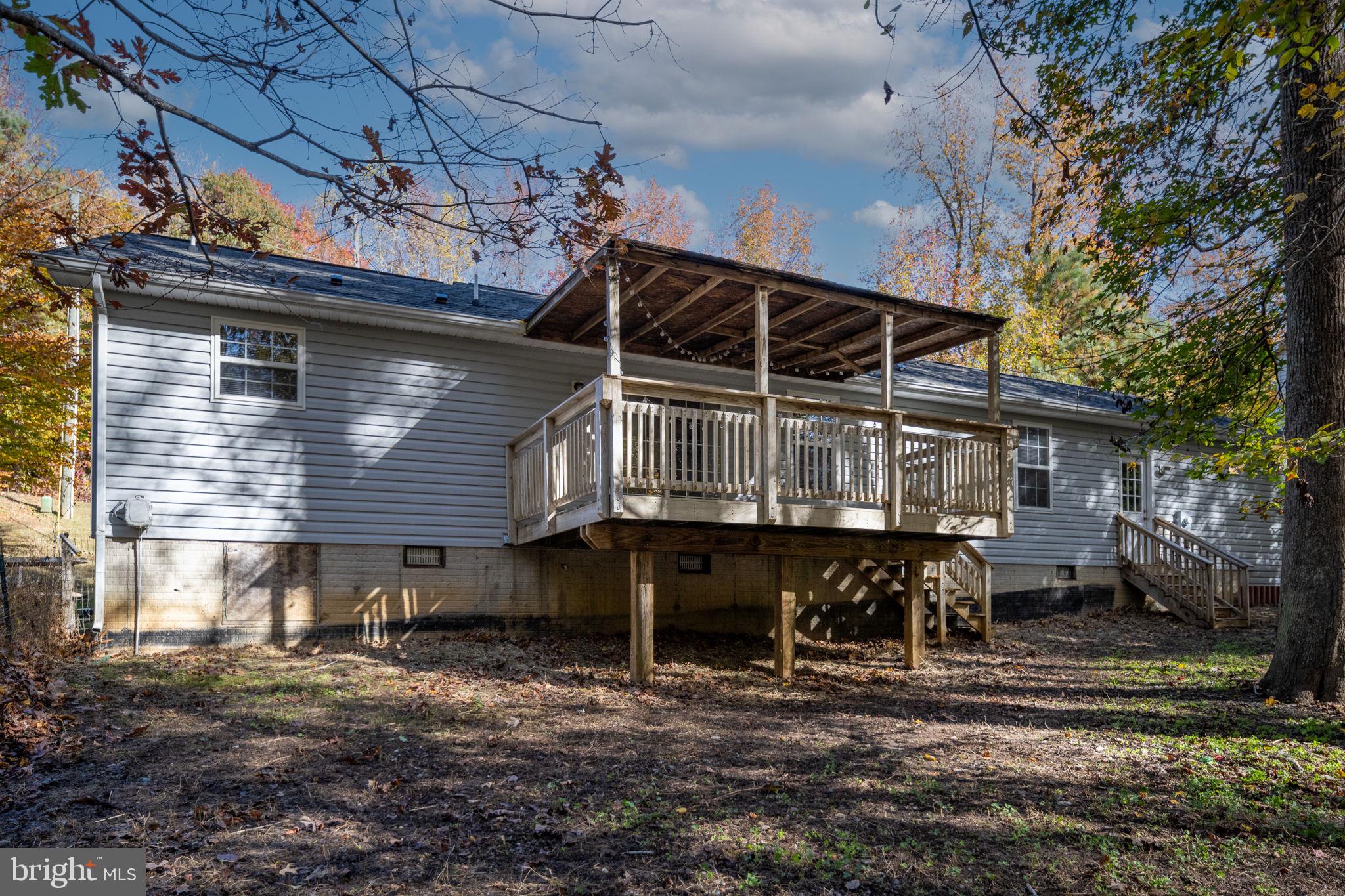 PRESIDENTIAL LAKES - Residential