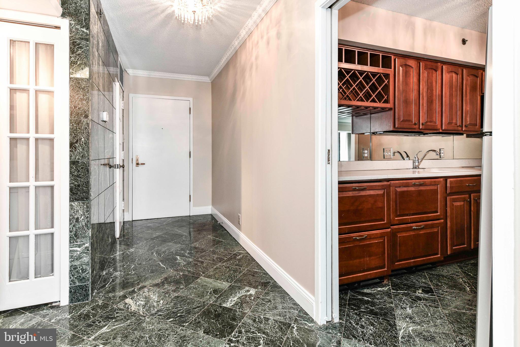 1200 CRYSTAL DRIVE 811
