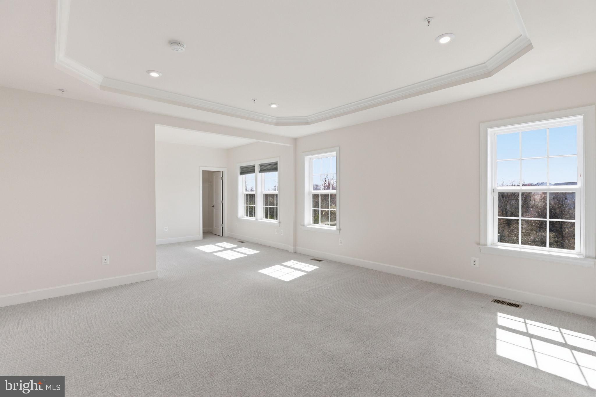 PARKSIDE - Residential