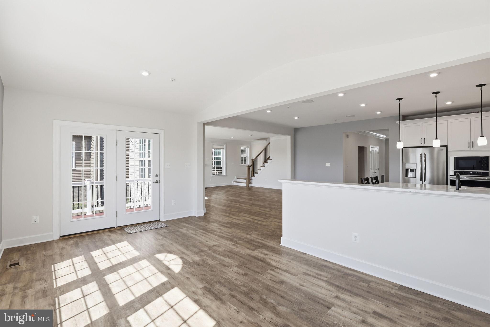 PARKSIDE - Residential