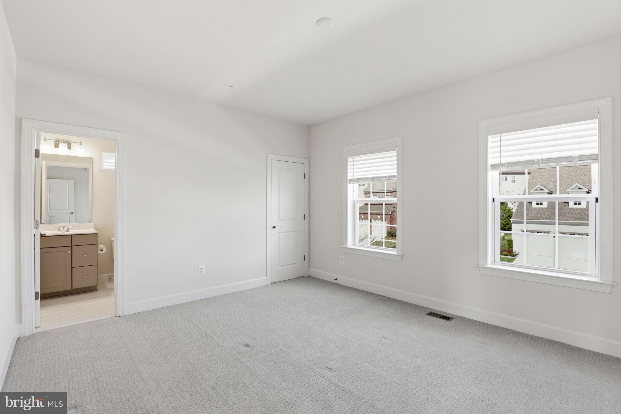 PARKSIDE - Residential