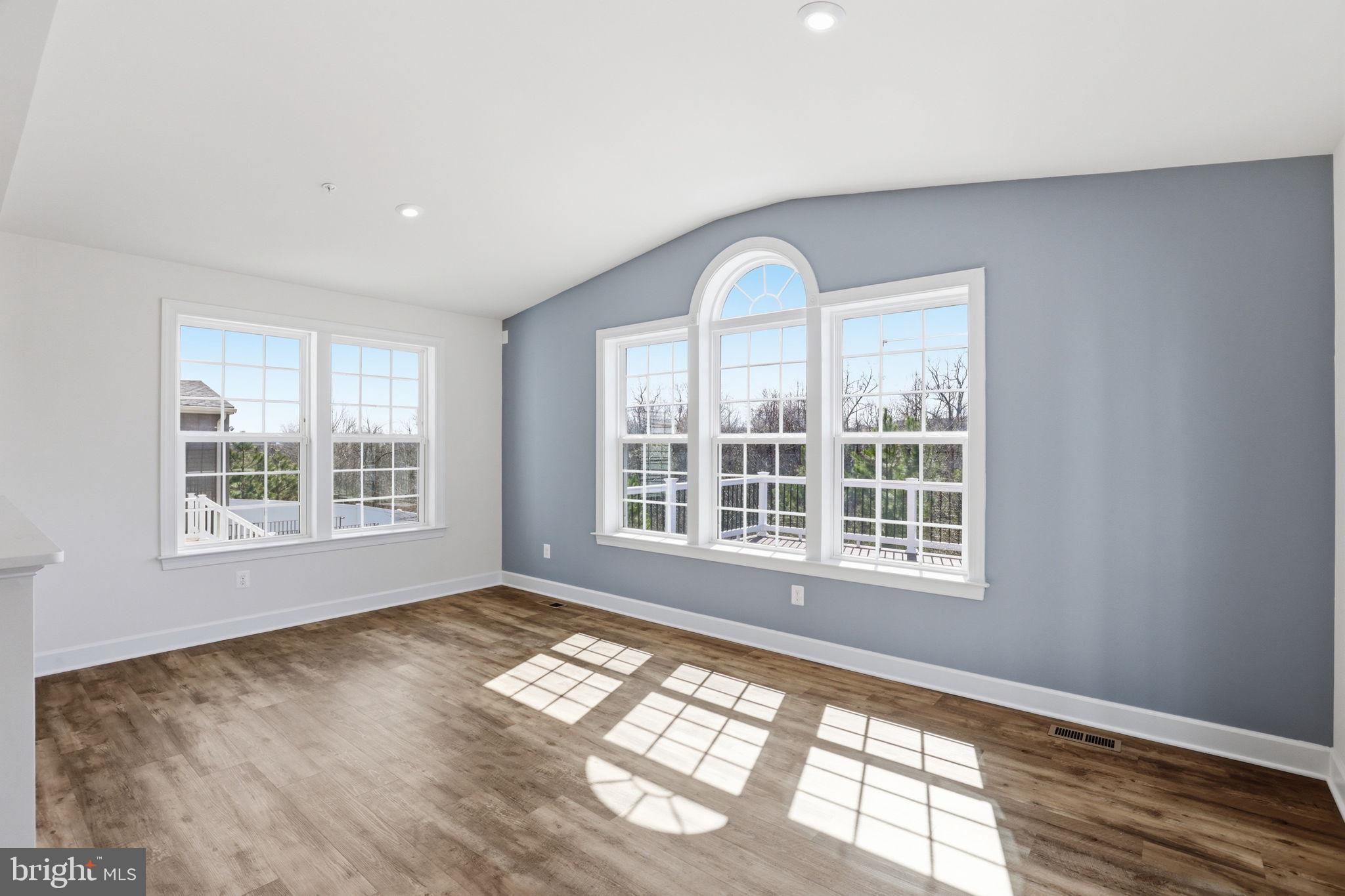 PARKSIDE - Residential