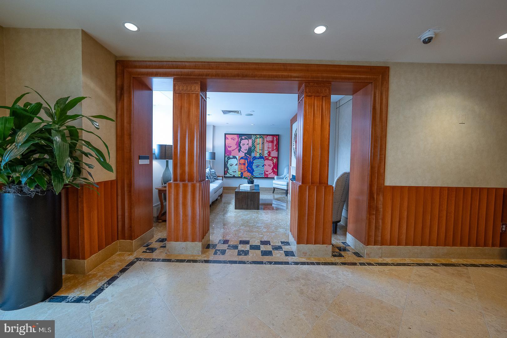 190 PRESIDENTIAL BOULEVARD 619