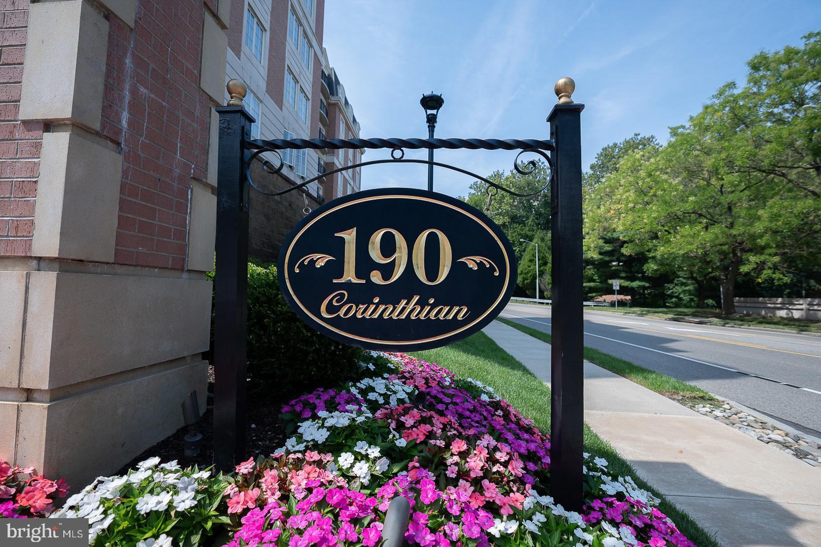 190 PRESIDENTIAL BOULEVARD 619