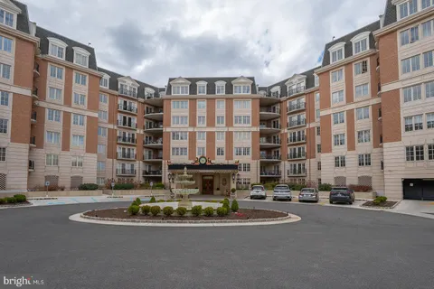 190 Presidential Boulevard Unit 619, Bala Cynwyd, PA MLS: PAMC2132018