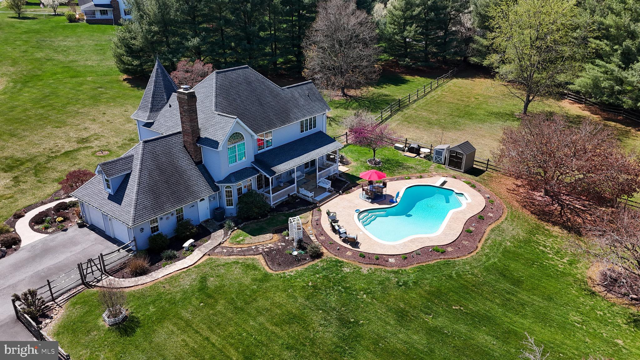 DOGWOOD ESTATES - Residential