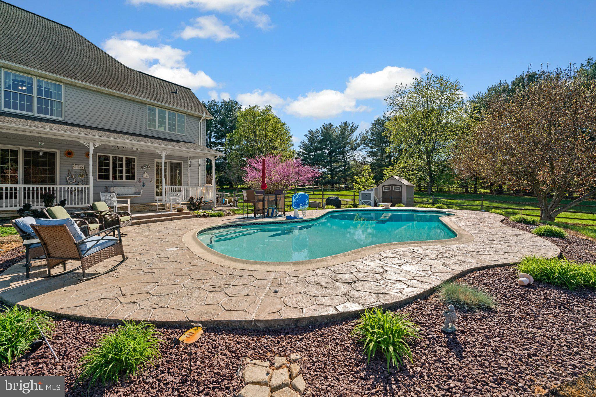 DOGWOOD ESTATES - Residential