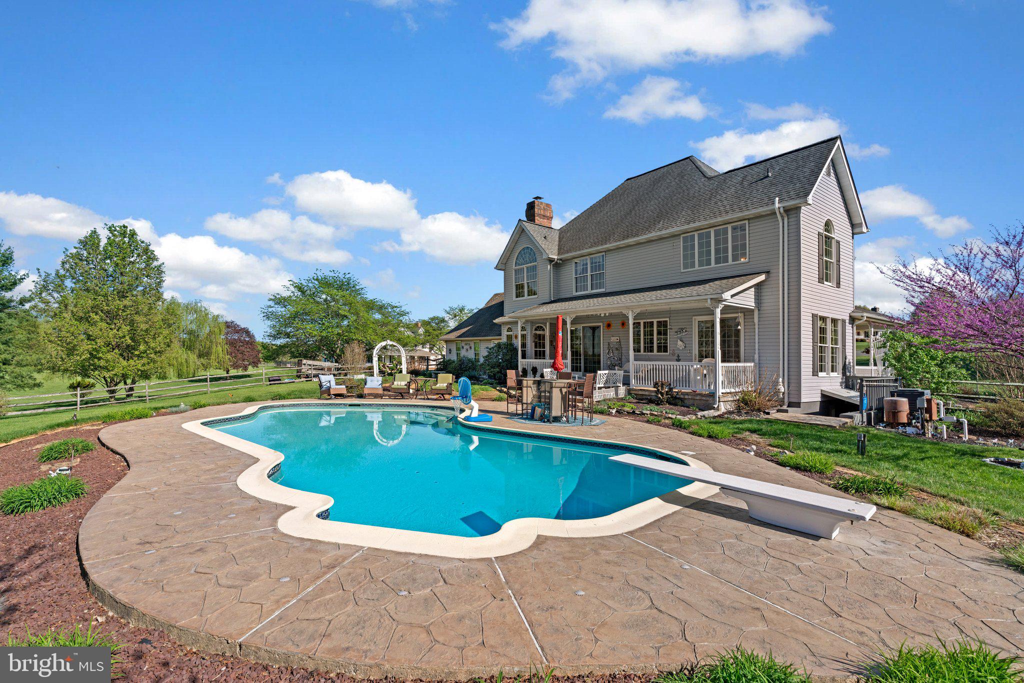 DOGWOOD ESTATES - Residential