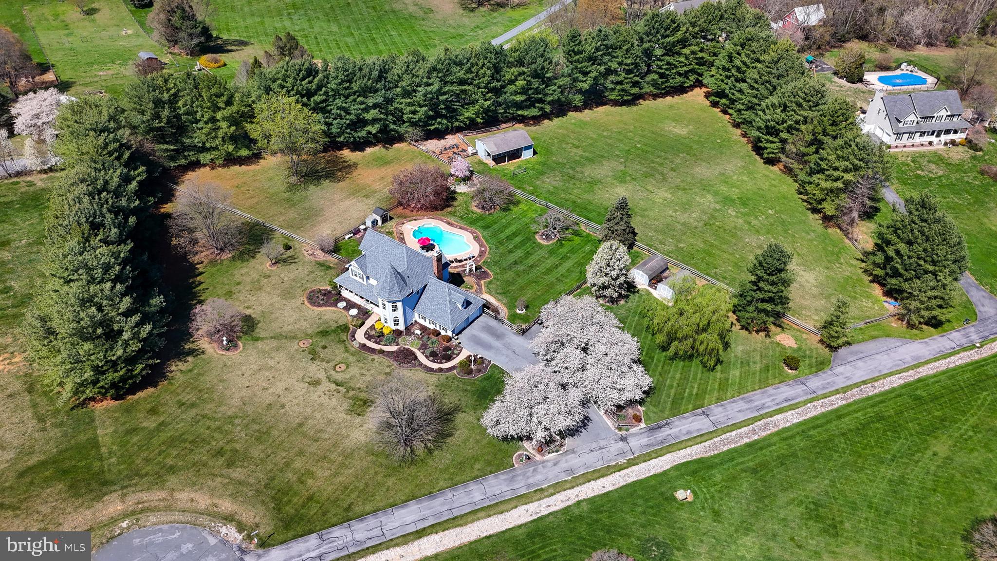 DOGWOOD ESTATES - Residential