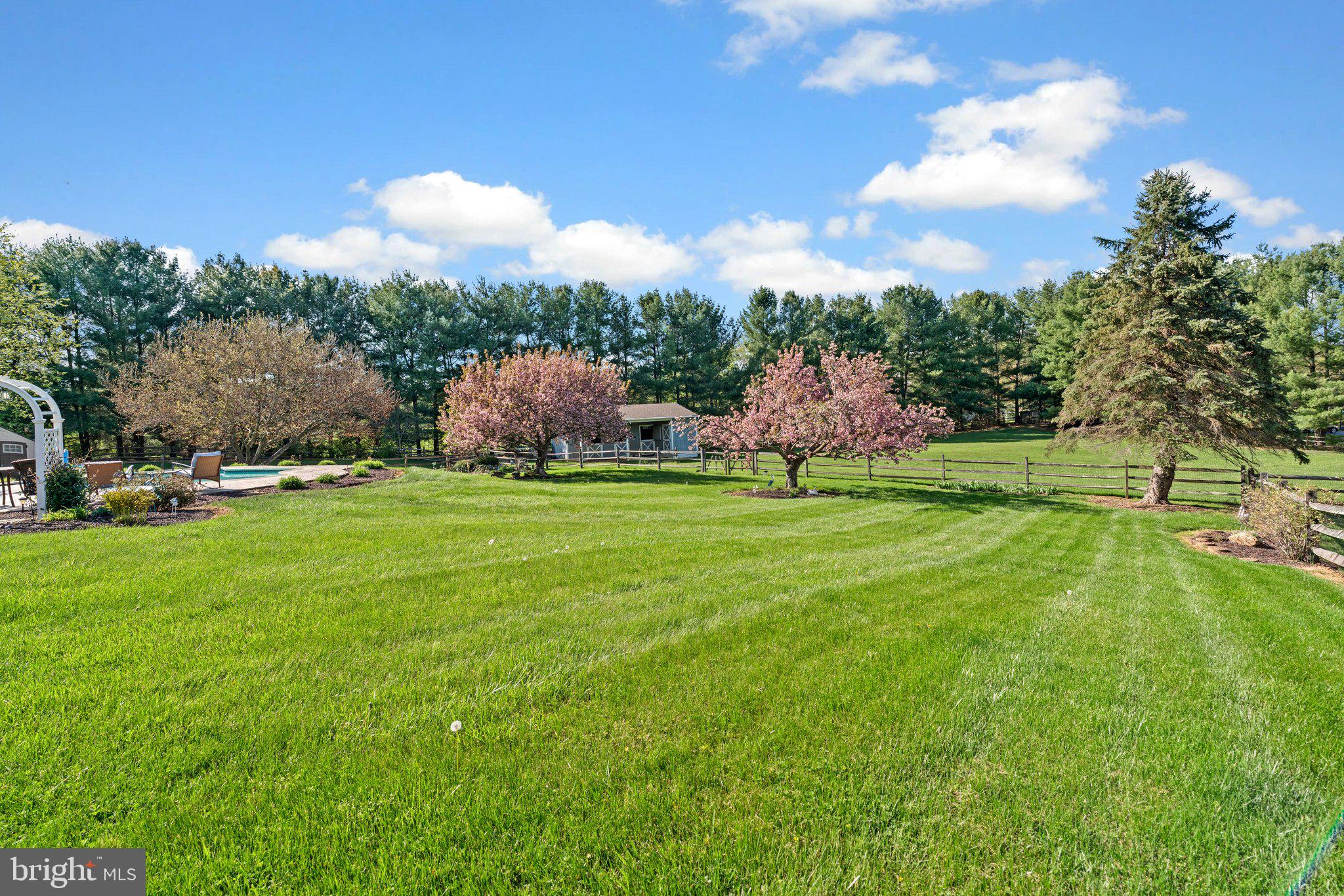 DOGWOOD ESTATES - Residential