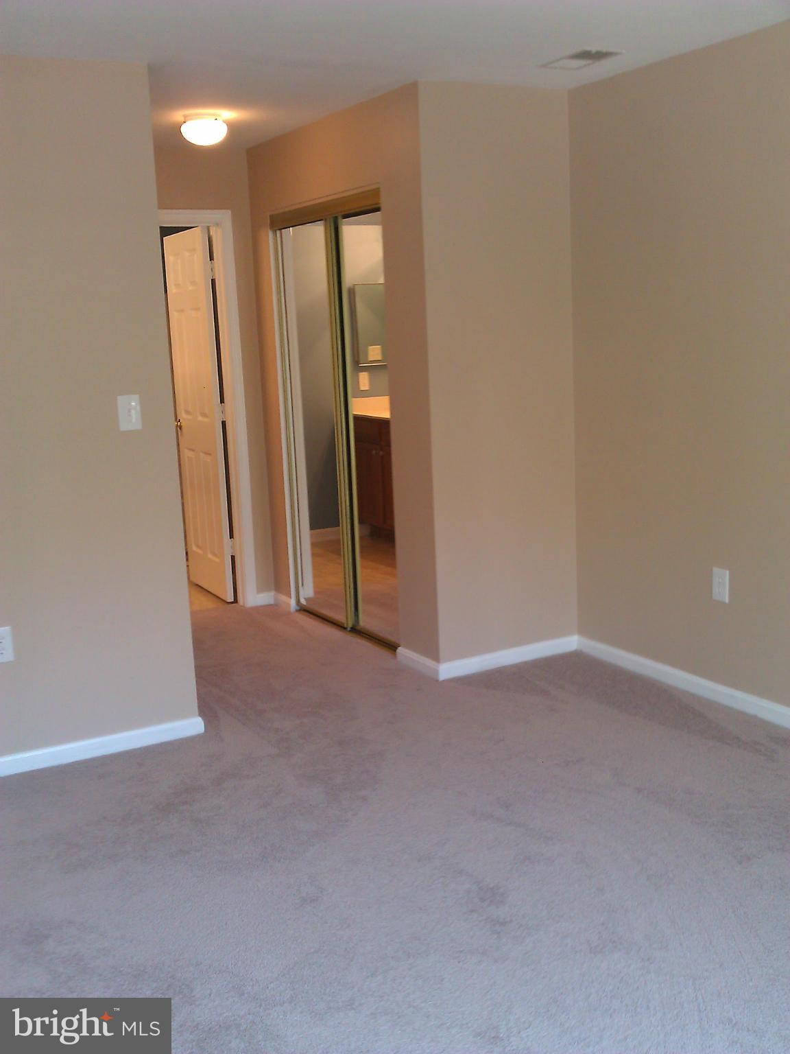 RUSSETT - Residential Lease