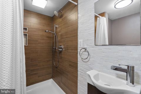 Tiny photo for 4708 Leyden Way, ELLICOTT CITY, MD 21042 (MLS # MDHW2066192)