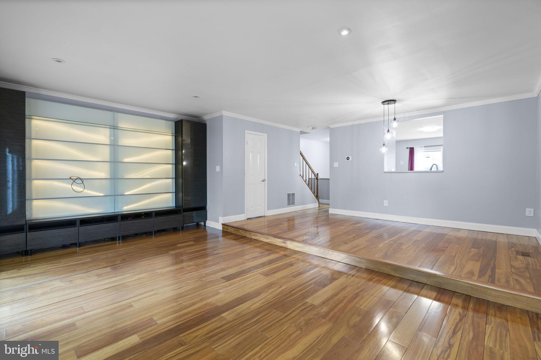 DORSEY HALL - Residential