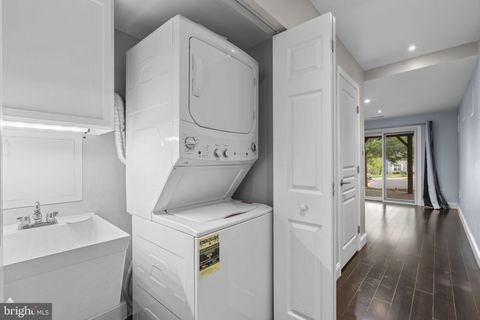 Tiny photo for 4708 Leyden Way, ELLICOTT CITY, MD 21042 (MLS # MDHW2066192)