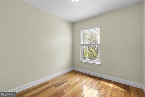 Tiny photo for 4708 Leyden Way, ELLICOTT CITY, MD 21042 (MLS # MDHW2066192)