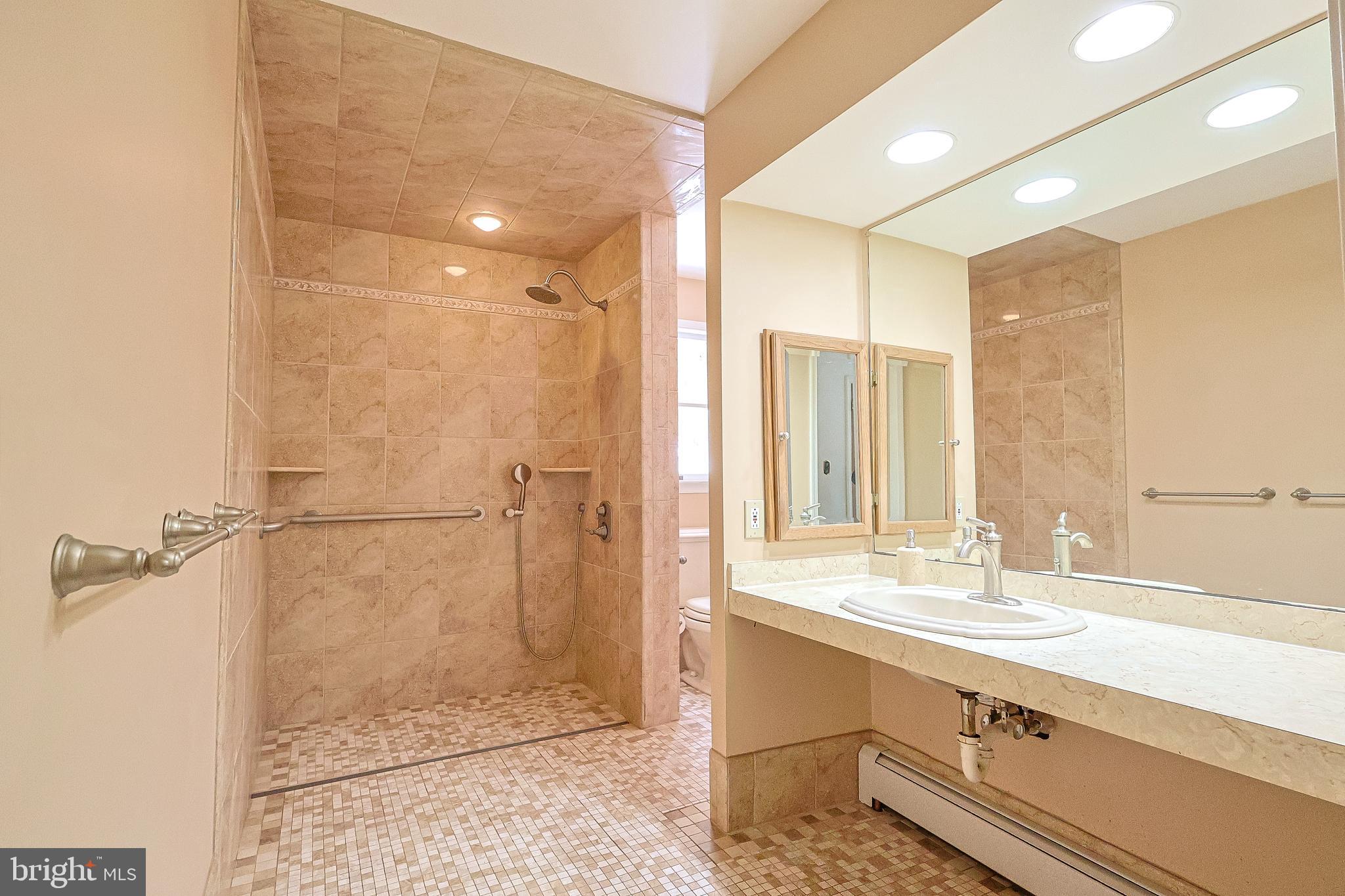 DOYLESTOWN BORO - Residential