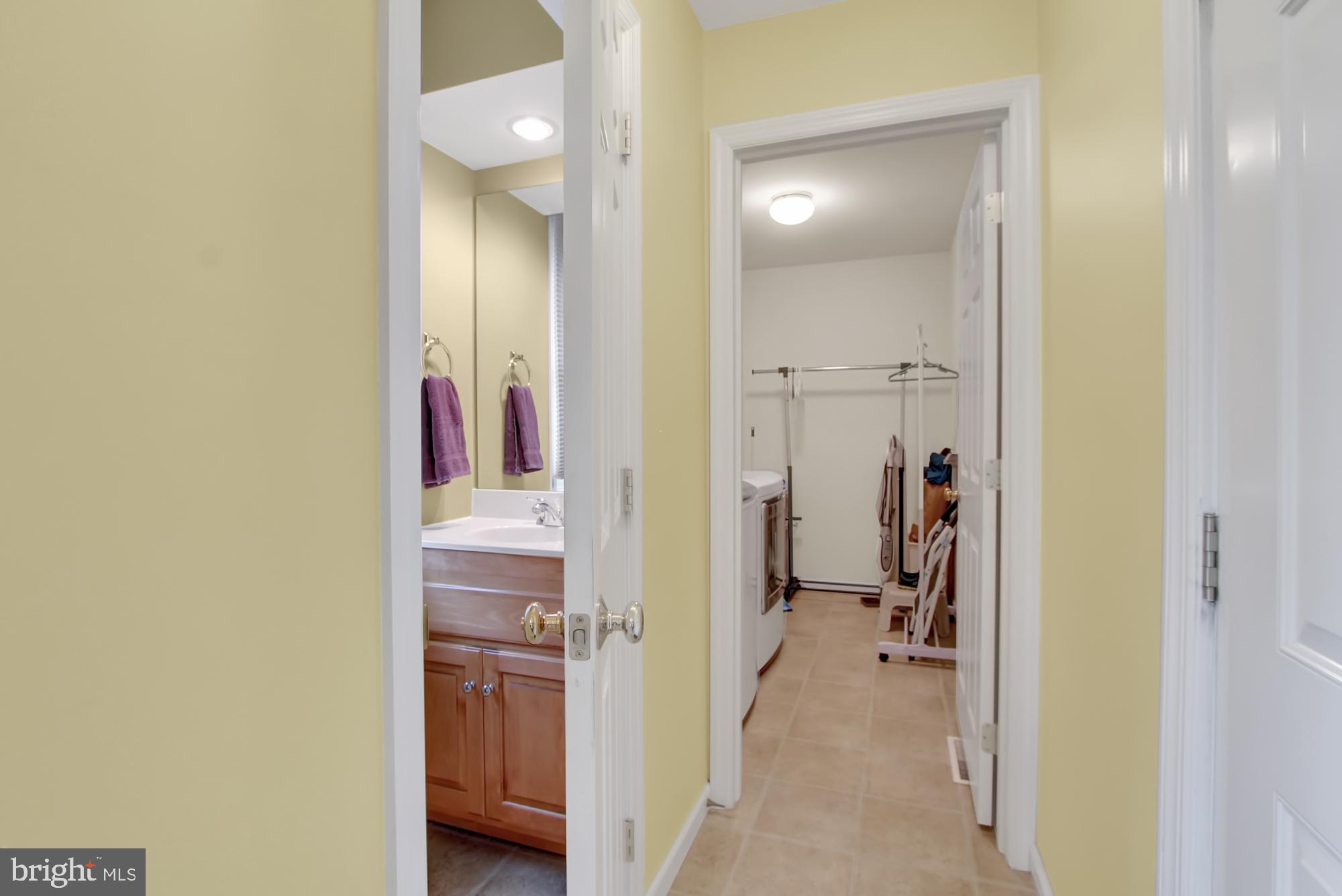 MONARCH RIDGE - Residential