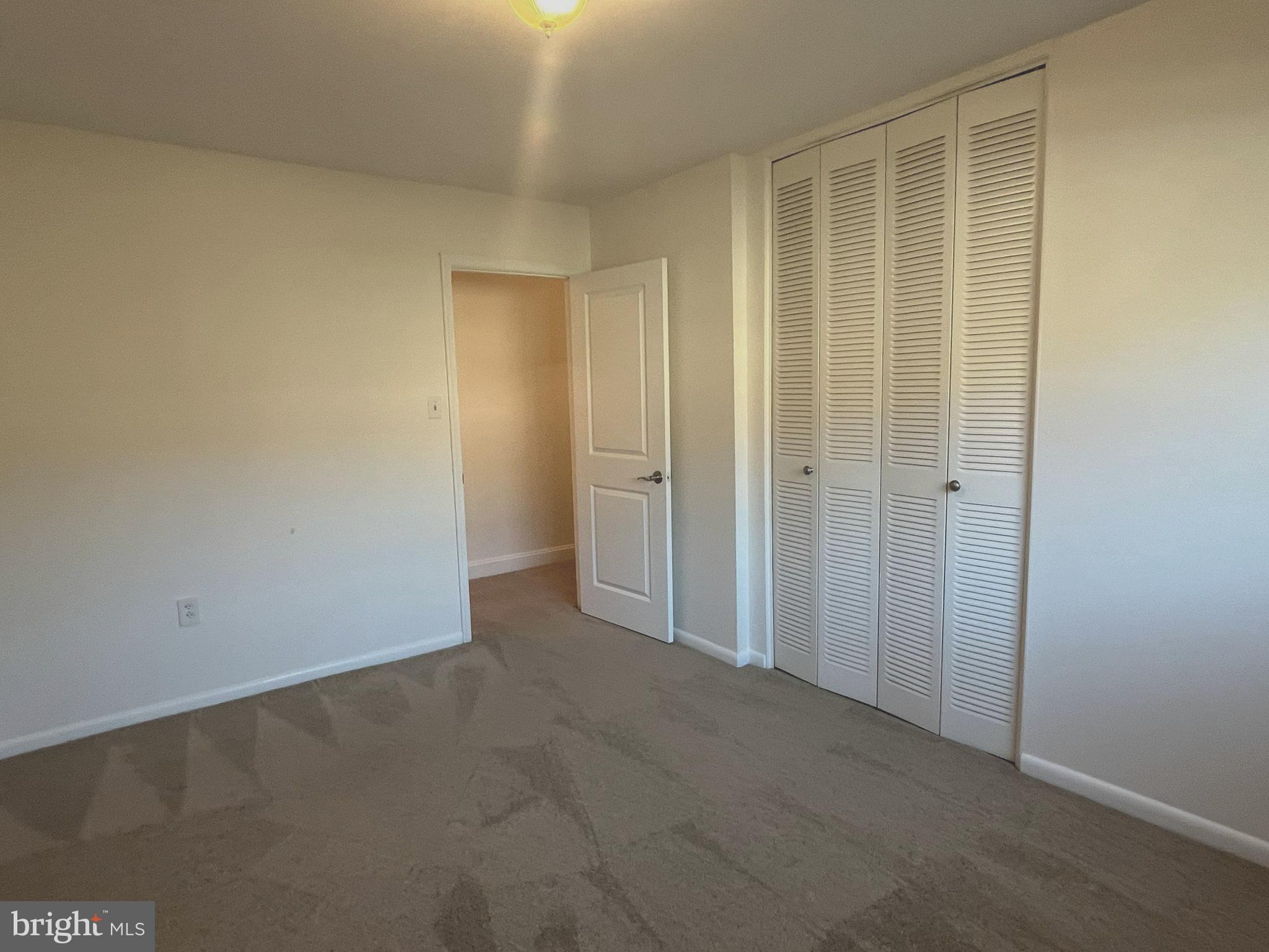 PARKSIDE CONDOMINIUMS - Residential Lease