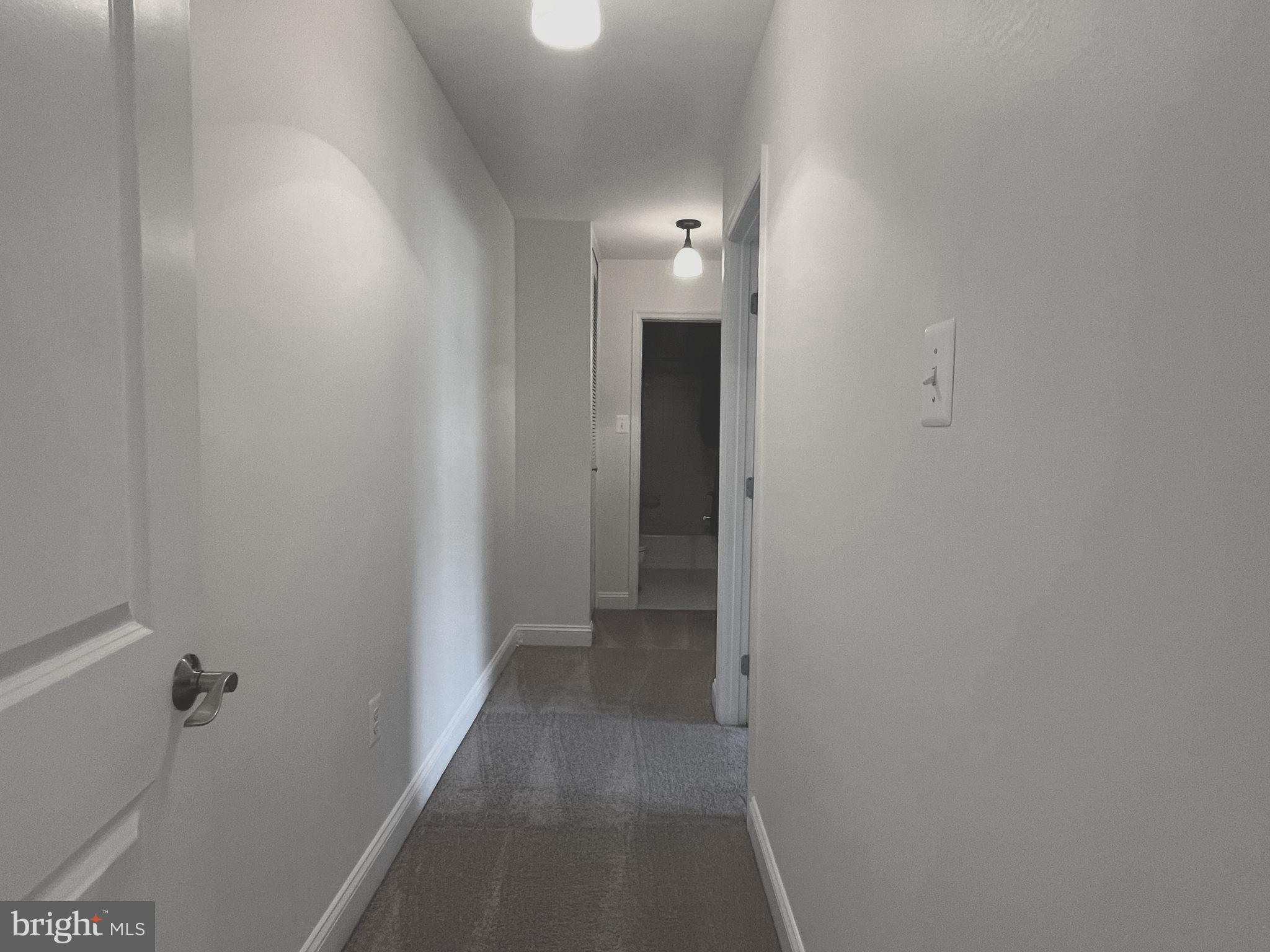 PARKSIDE CONDOMINIUMS - Residential Lease