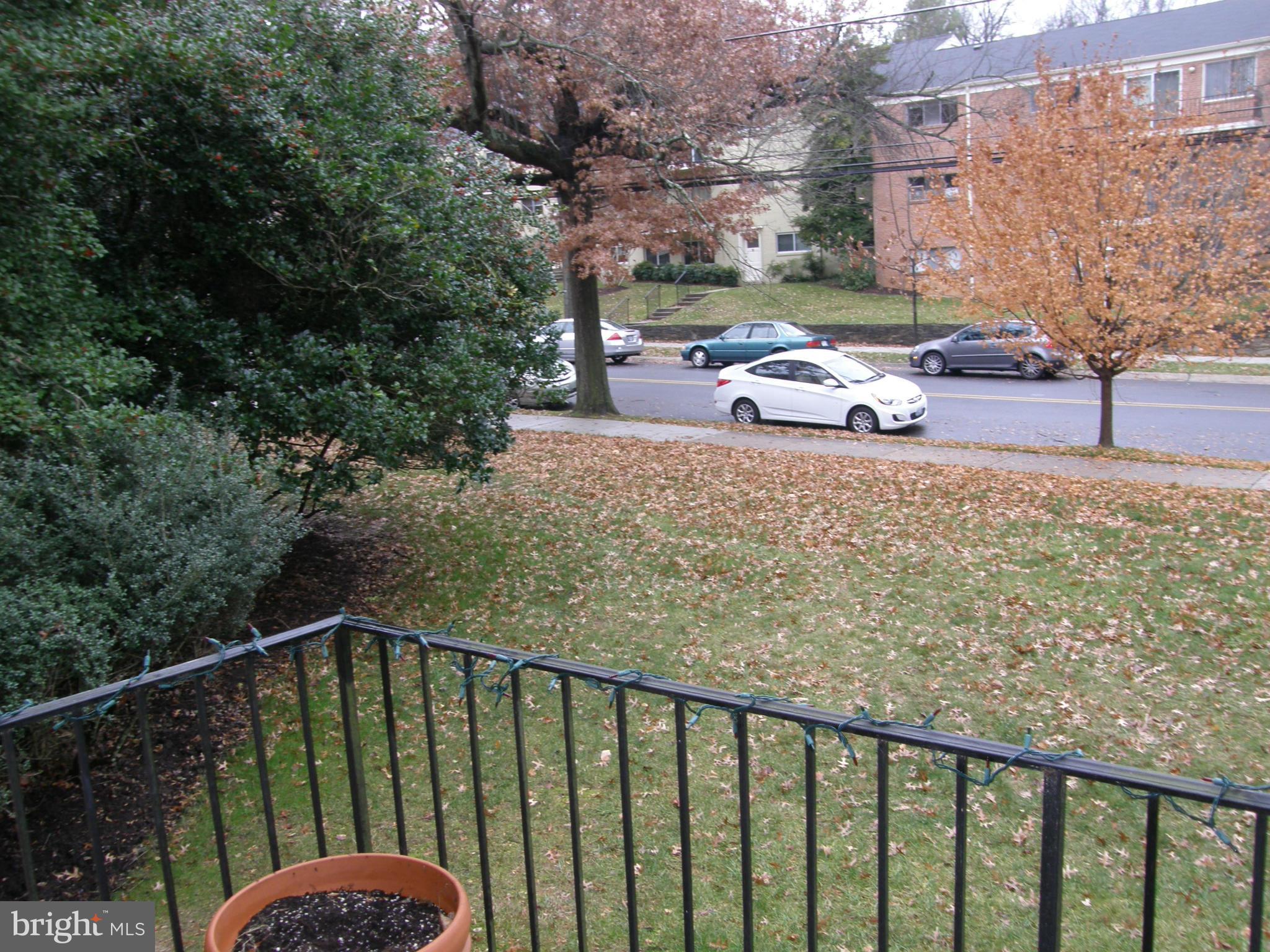 PARKSIDE CONDOMINIUMS - Residential Lease