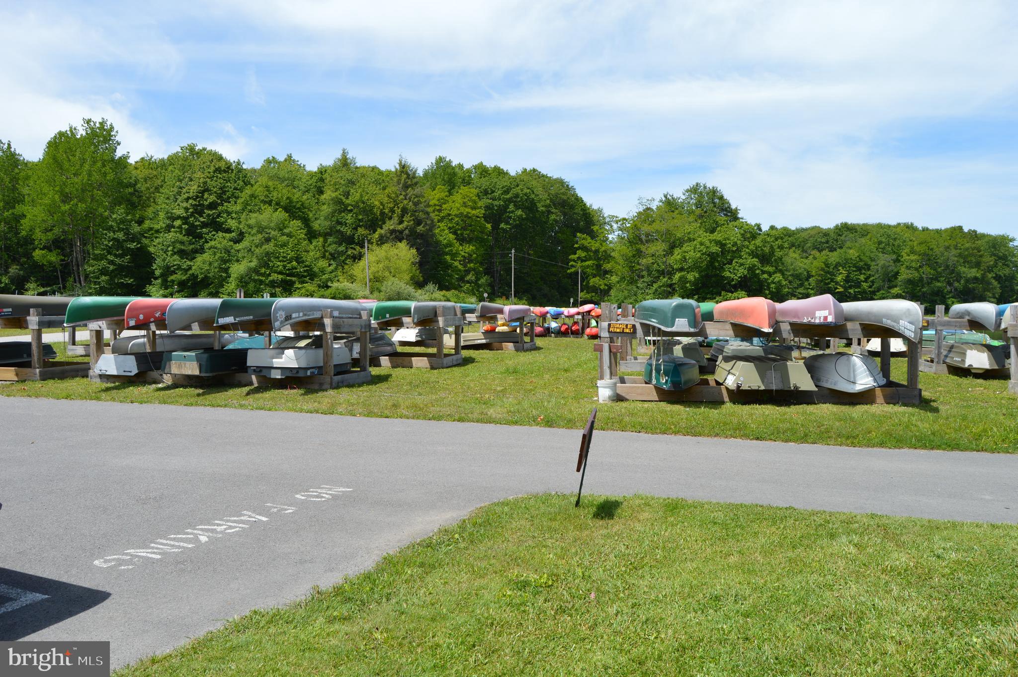 ALPINE LAKE  RESORT - Land