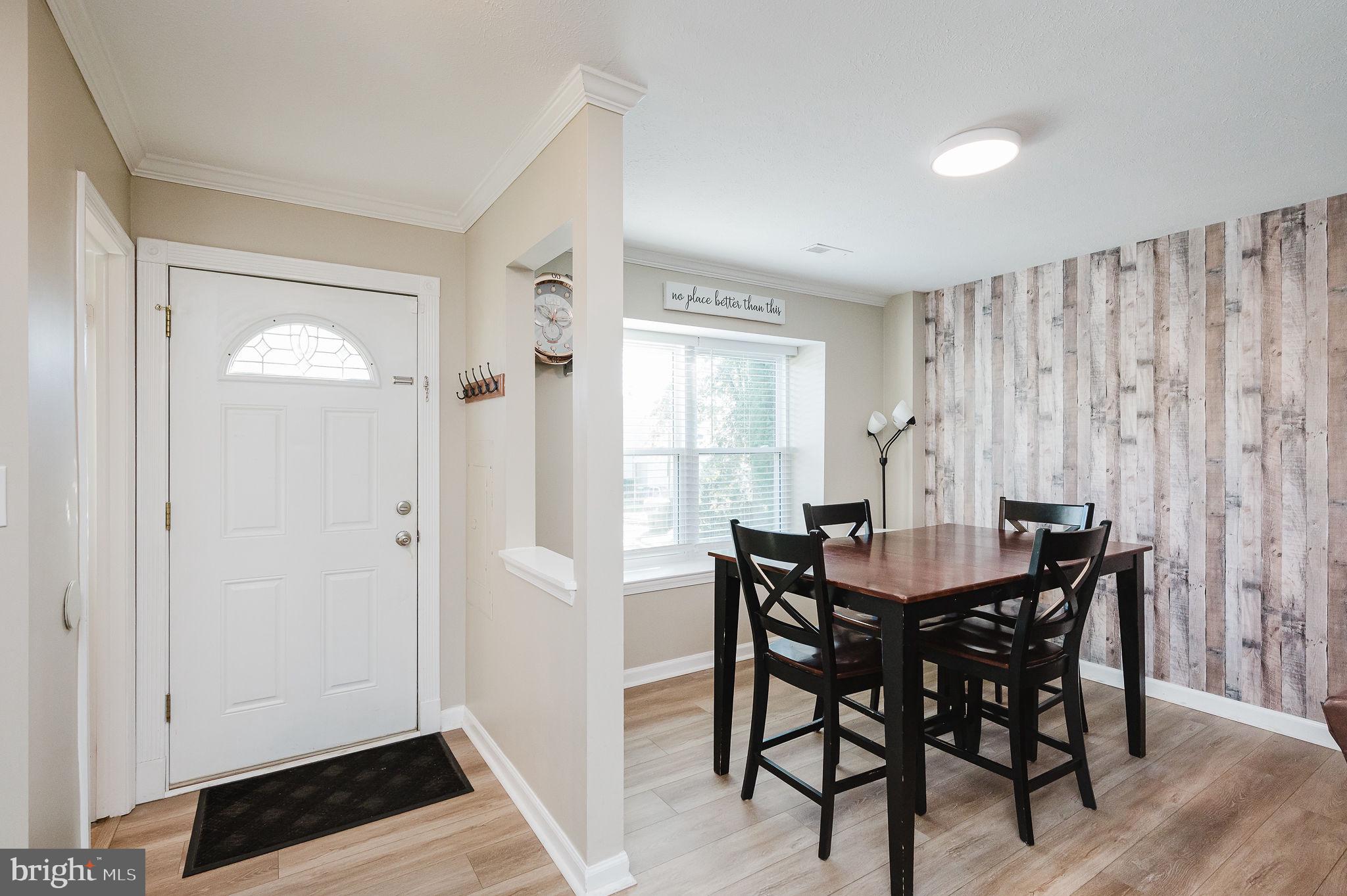 1214 GRIFFITH PLACE