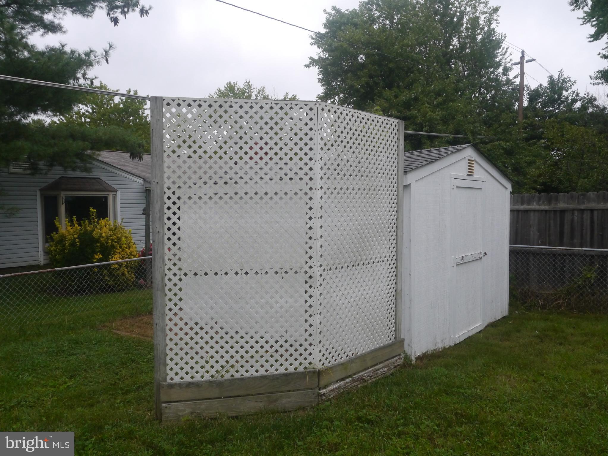 GREENBRIAR - Residential Lease