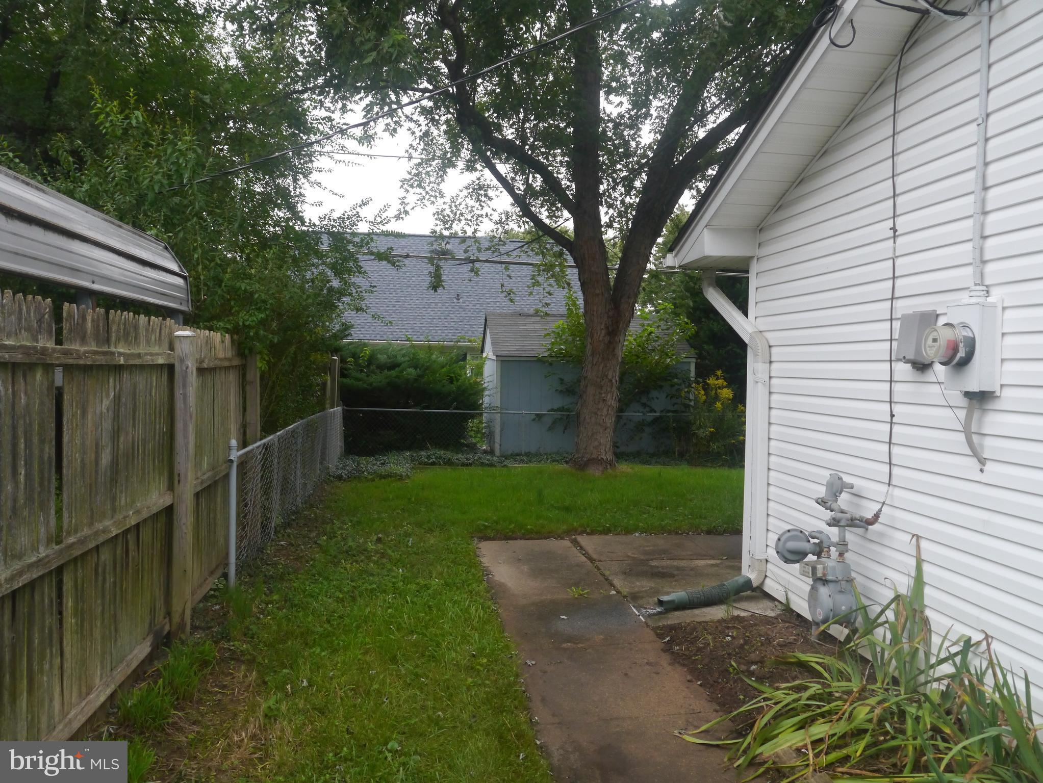 GREENBRIAR - Residential Lease