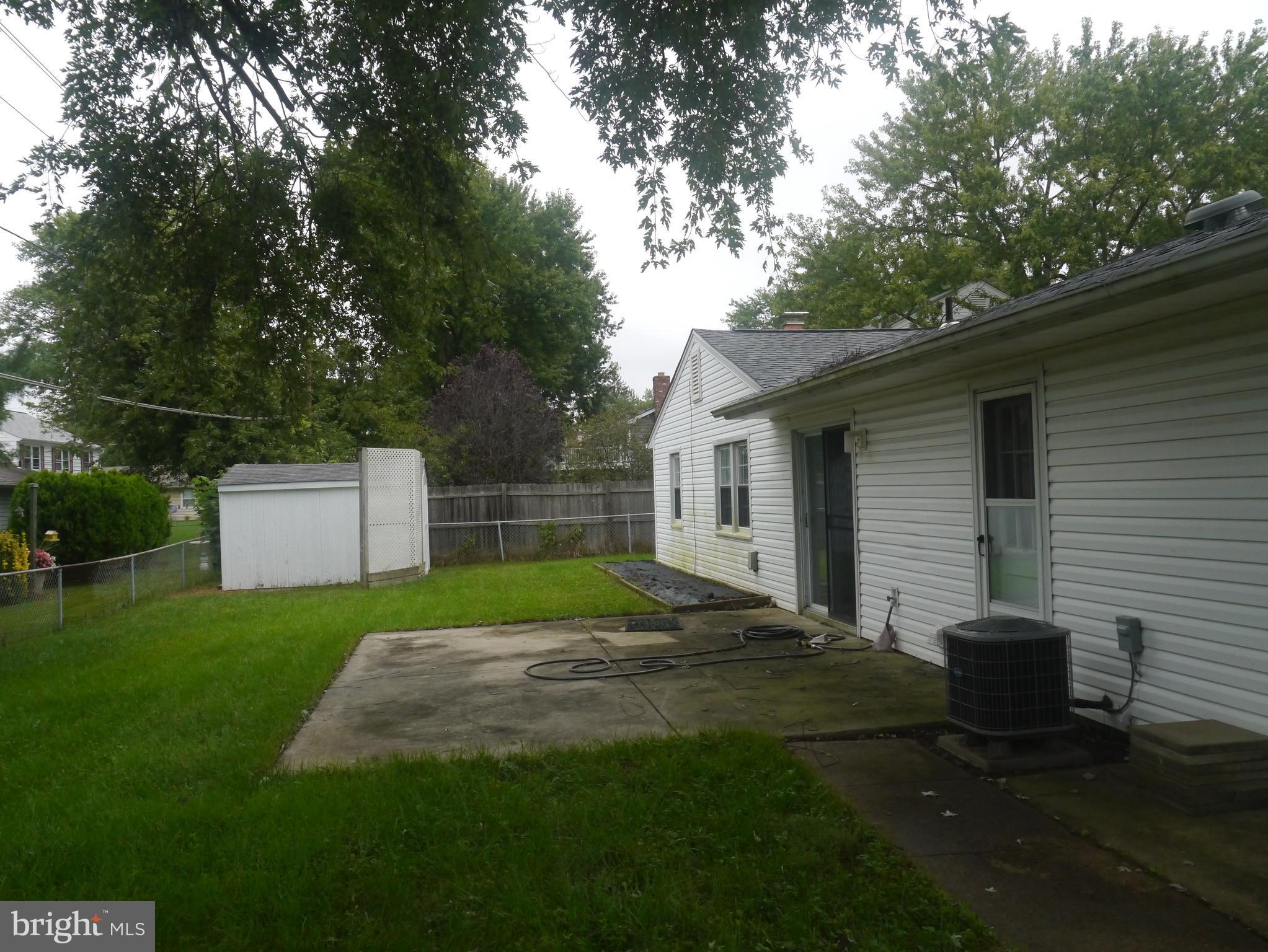 GREENBRIAR - Residential Lease