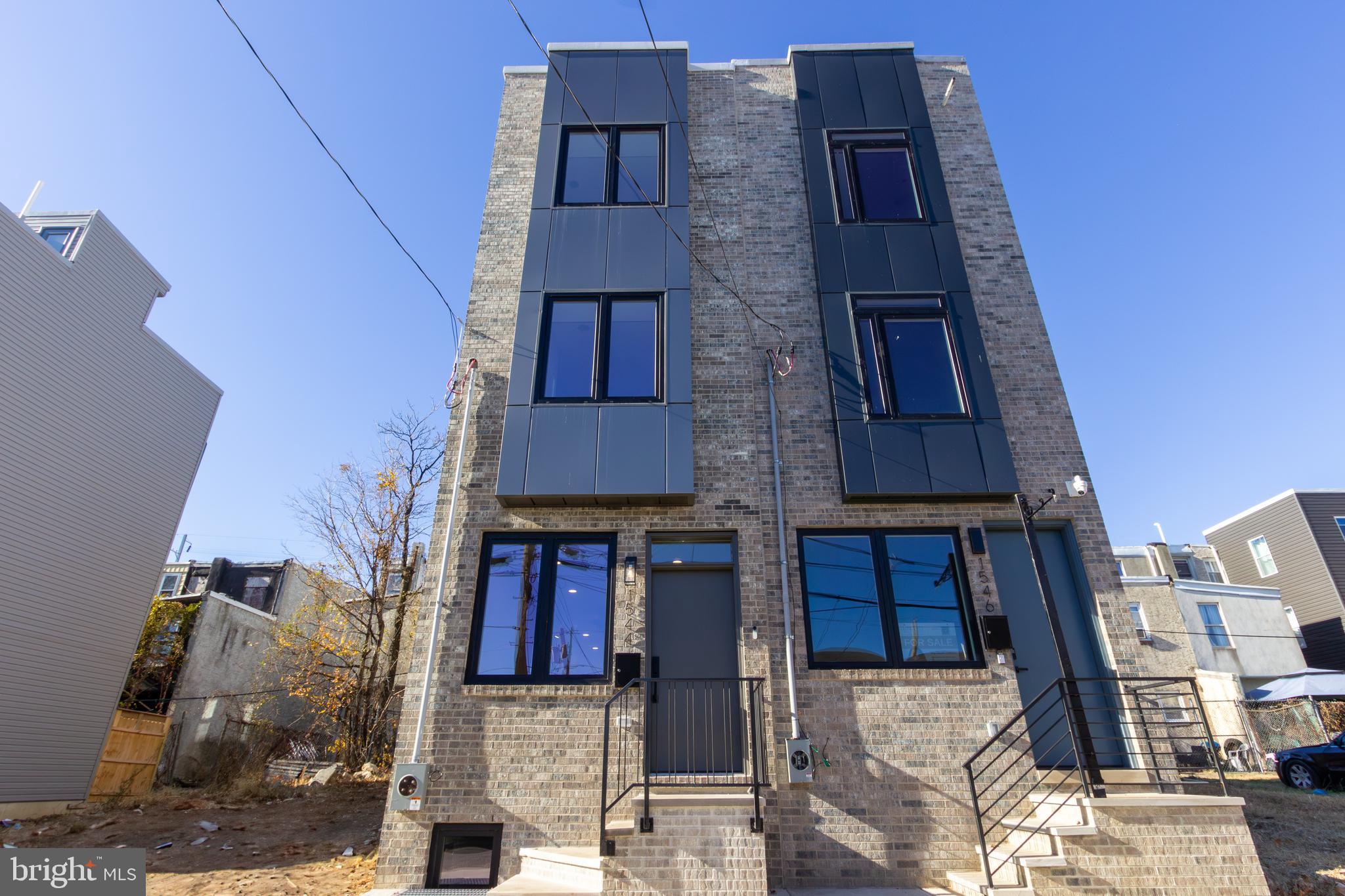 OLDE KENSINGTON - Residential Lease