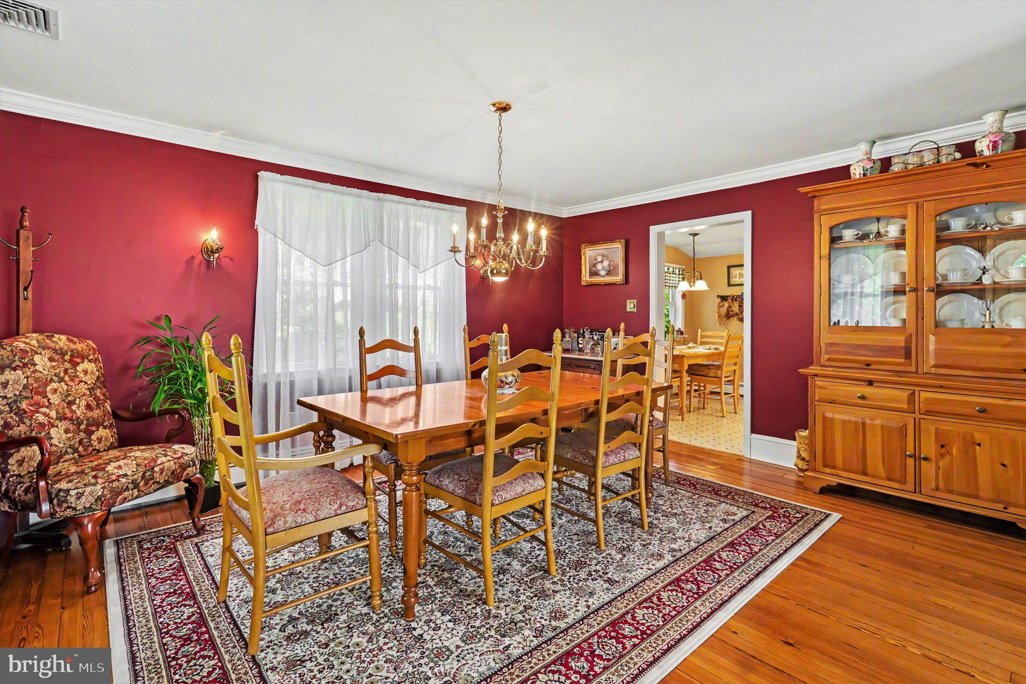 HILLSIDE MANOR - Residential