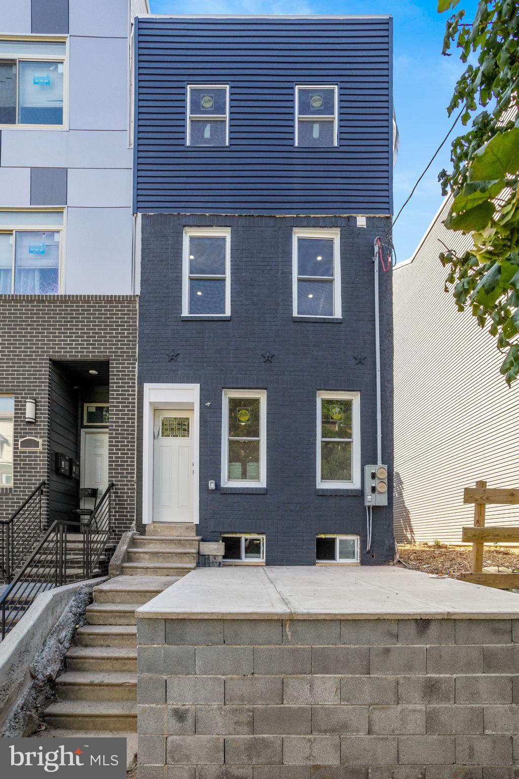 PHILADELPHIA - Residential Lease