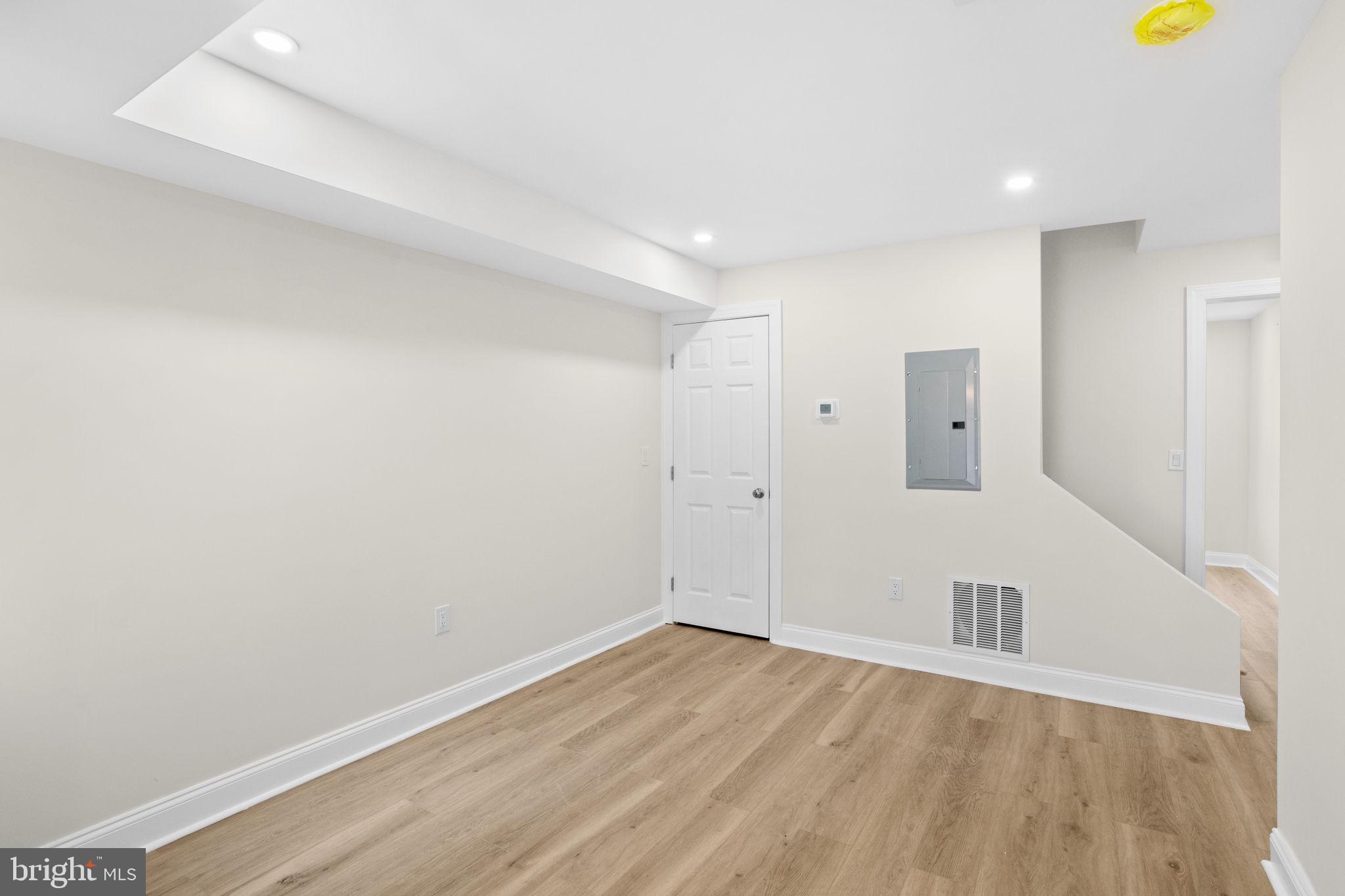 PHILADELPHIA - Residential Lease