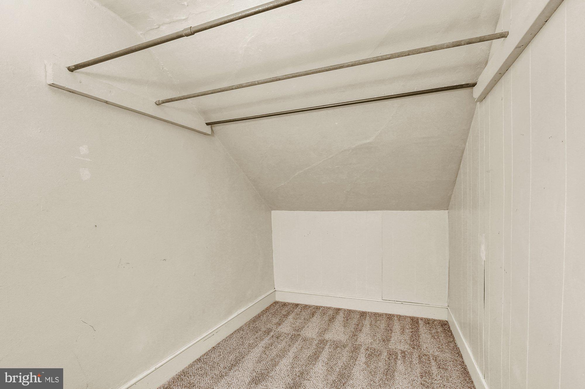 HISTORIC COLUMBIA - Residential Income