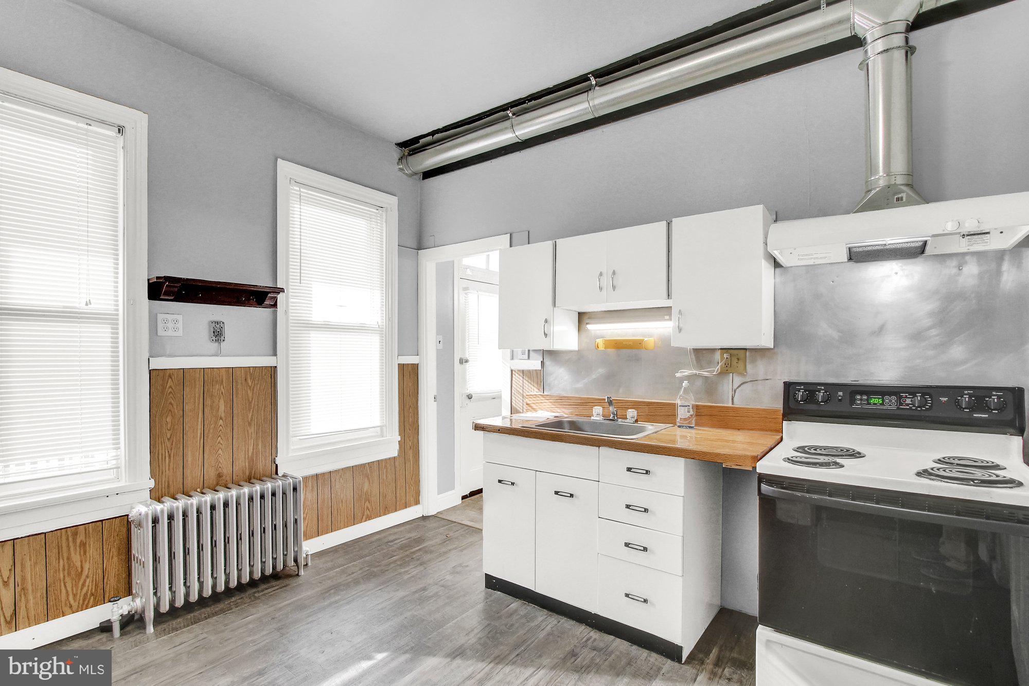 HISTORIC COLUMBIA - Residential Income