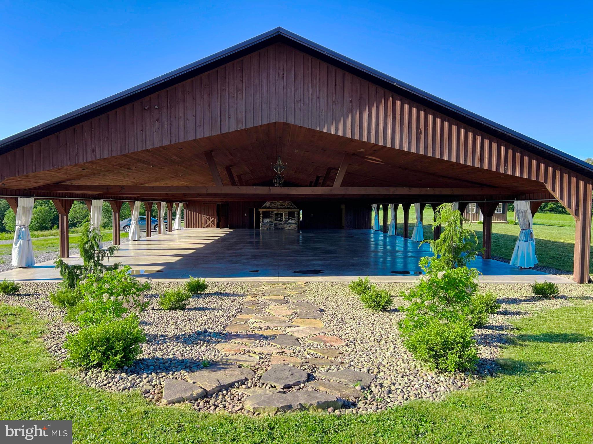 2073 SEELY RUN ROAD