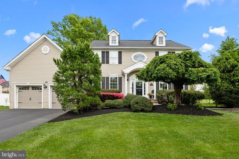 10 CARRIAGE COURT EAST WINDSOR NJ 08520