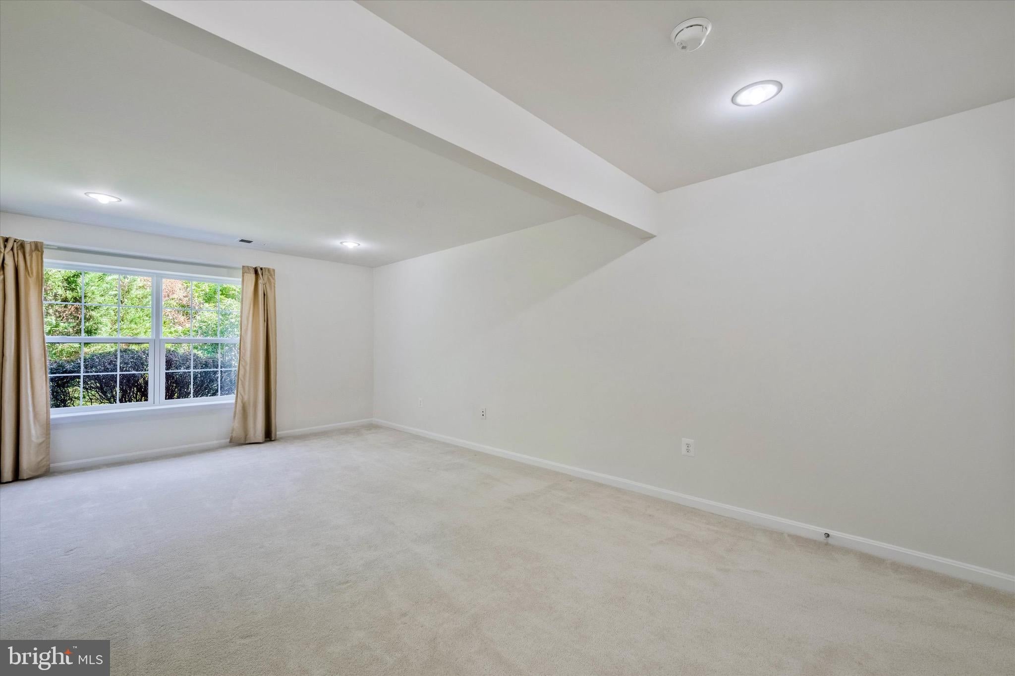 3994 MELTING SNOW PLACE